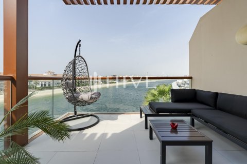 Studio Apartment in Palm Views, UAE No. 48016
