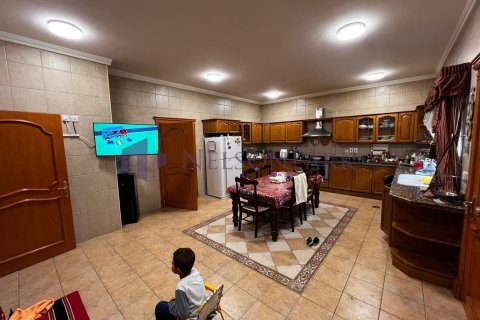 Villa de 5 dormitorios en Doha, Qatar No. 56815 12