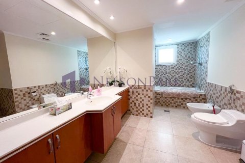 Apartment de 2 dormitorios en Doha, Qatar No. 56889 8