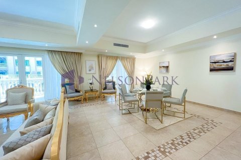Apartment de 2 dormitorios en Doha, Qatar No. 56889 3