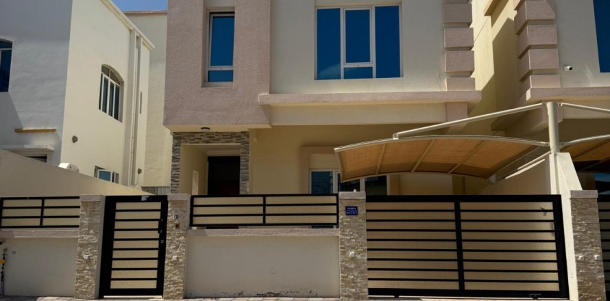 Villa Jumelée de 5 chambres à As Sib, Oman No. 54790