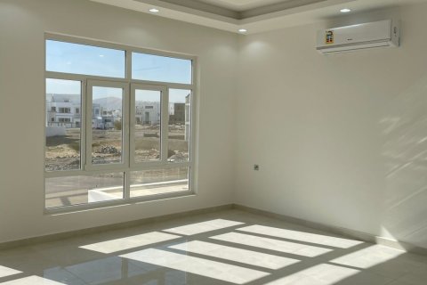 Villa de 4 chambres à As Sib, Oman No. 54792 3