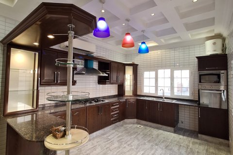 Villa de 5 dormitorios en Al Ansab, Oman No. 54791 4