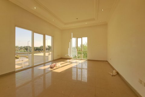 Villa de 5 chambres à Al Bateen, UAE No. 44965 17