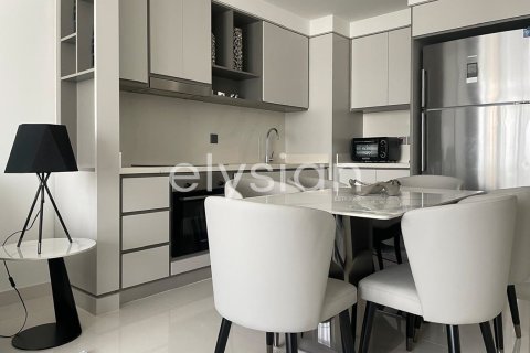 2 bedrooms Apartment in EMAAR Beachfront, UAE No. 64713 8