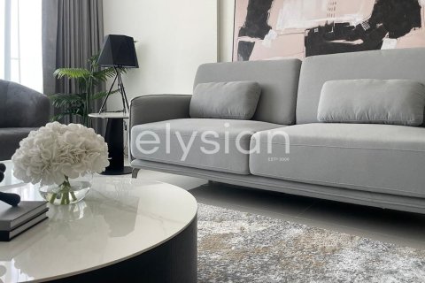 2 bedrooms Apartment in EMAAR Beachfront, UAE No. 64713 5