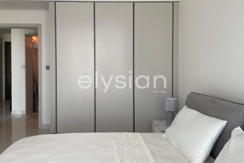 2 bedrooms Apartment in EMAAR Beachfront, UAE No. 64713 12