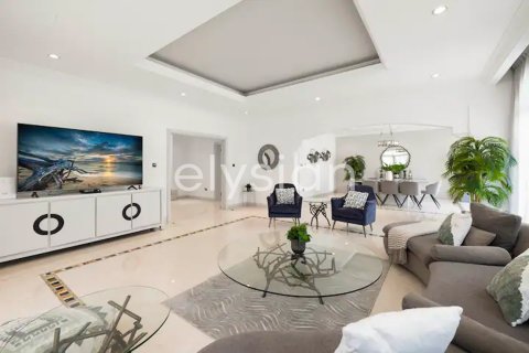 5 غرفة نوم  فيلا في Garden Homes, الإمارات العربية المتحدة رقم 64717 4