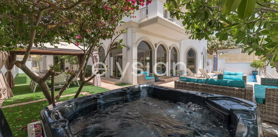 5 غرفة نوم  فيلا في Garden Homes, الإمارات العربية المتحدة رقم 64717