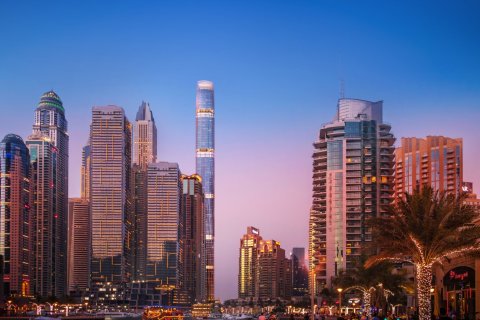 Apartment de 4 dormitorios en Dubai, UAE No. 18042