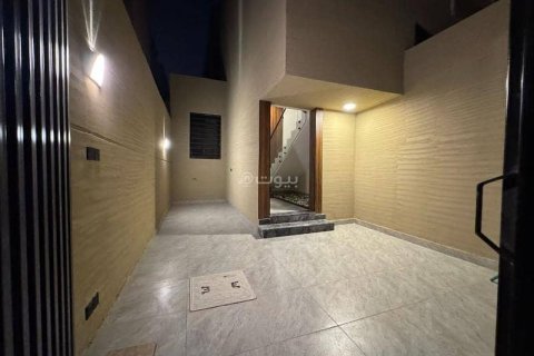 4 bedrooms Apartment in Riyadh, Saudi Arabia No. 61532 3