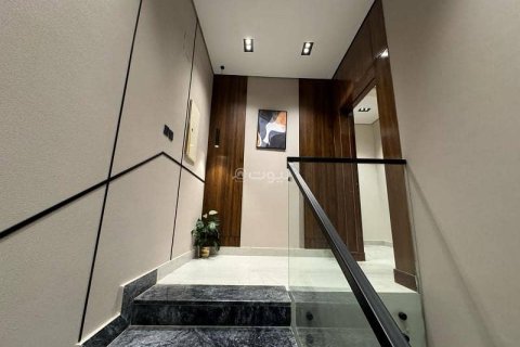 4 bedrooms Apartment in Riyadh, Saudi Arabia No. 61532 5