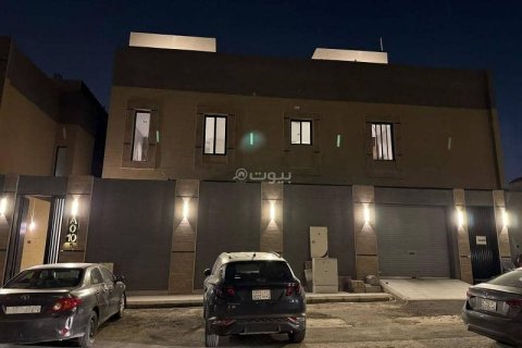 4 bedrooms Apartment in Riyadh, Saudi Arabia No. 61532