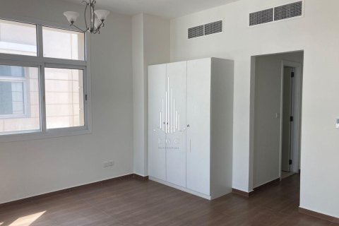 5 bedrooms Villa in Khalifa City, UAE No. 36578 10