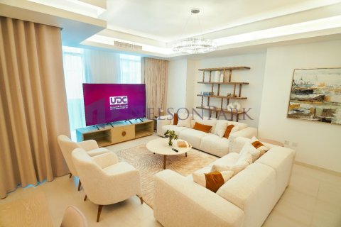 3 bedrooms Apartment in Doha, Qatar No. 57143 15