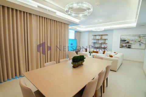 3 bedrooms Apartment in Doha, Qatar No. 57143 16