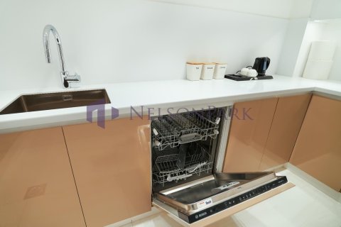 3 bedrooms Apartment in Doha, Qatar No. 57143 10