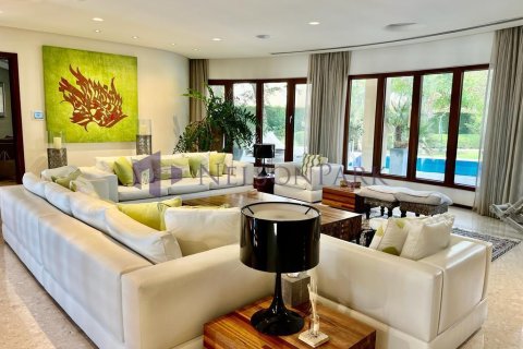 Villa de 5 chambres à Doha, Qatar No. 58170 14