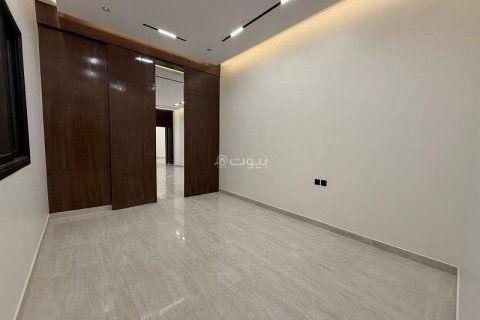 3 bedrooms Apartment in Riyadh, Saudi Arabia No. 61579 6