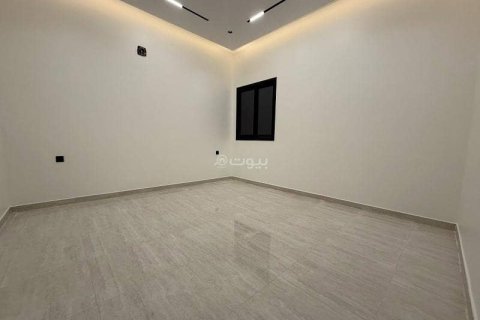 3 bedrooms Apartment in Riyadh, Saudi Arabia No. 61579 10