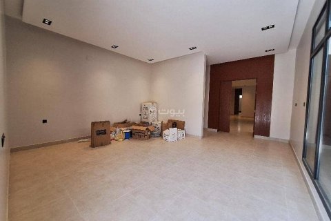 4 bedrooms Apartment in Riyadh, Saudi Arabia No. 61577 4