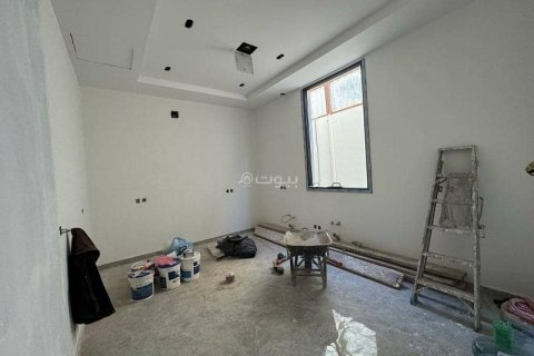 Villa de 5 dormitorios en Riyadh, Saudi Arabia No. 61578 12