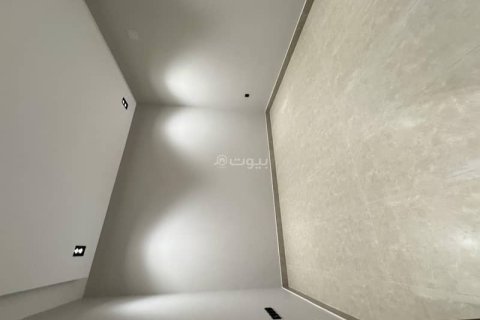 3 bedrooms Apartment in Riyadh, Saudi Arabia No. 61575 15