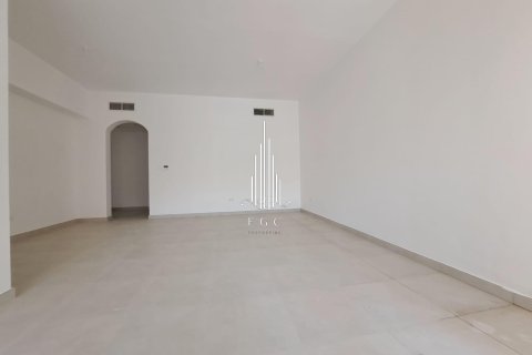 3 bedrooms Villa in Airport Road, UAE No. 24623 12