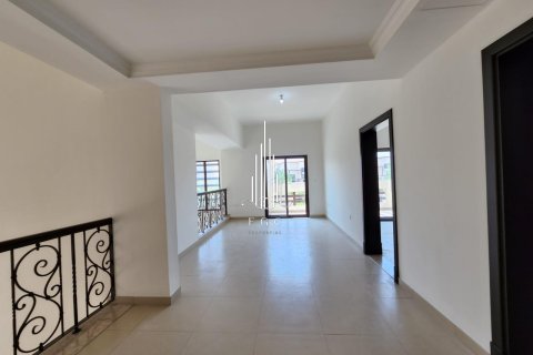 5 bedrooms Villa in Al Maqtaa, UAE No. 19708 5
