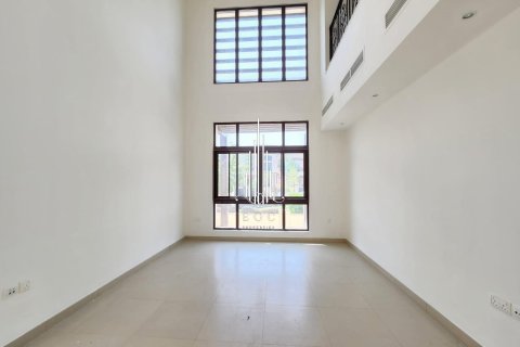 5 bedrooms Villa in Al Maqtaa, UAE No. 19708 6