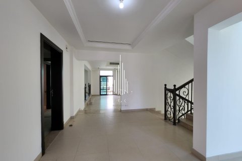 5 bedrooms Villa in Al Maqtaa, UAE No. 19708 18