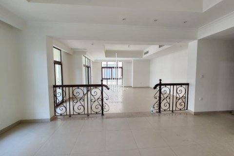 5 bedrooms Villa in Al Maqtaa, UAE No. 19708 19