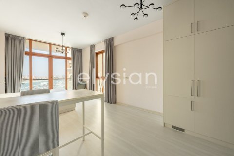 Studio Apartment in Palm Views, UAE No. 64748 6