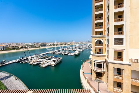 Studio Apartment in Palm Views, UAE No. 64748 9
