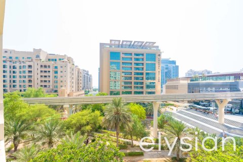 Appartement de 2 chambres à Shoreline Apartments, UAE No. 64750 16