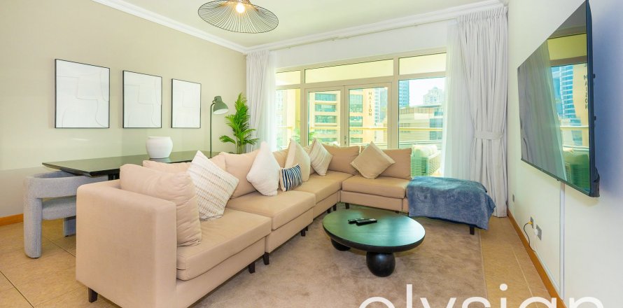 Appartement de 2 chambres à Shoreline Apartments, UAE No. 64750