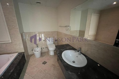 1 bedroom Apartment in Doha, Qatar No. 57083 8