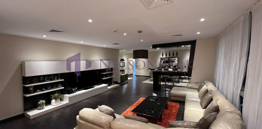 Apartment de 3 dormitorios en Doha, Qatar No. 57085