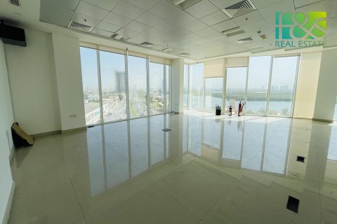 92.9m² Office in Ras Al Khaimah, UAE No. 22526 5