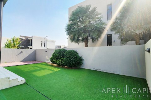 5 bedrooms Villa in DAMAC Hills (Akoya by DAMAC), UAE No. 5062