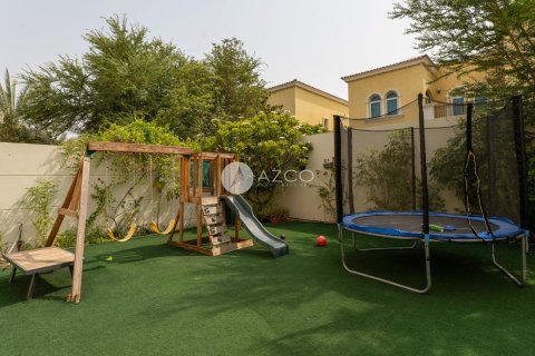 Вилла с 4 спальнями в Jumeirah Park, ОАЭ №101698 29