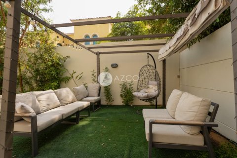 Вилла с 4 спальнями в Jumeirah Park, ОАЭ №101698 30