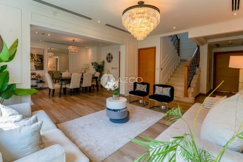 Вилла с 4 спальнями в Jumeirah Park, ОАЭ №101698 38