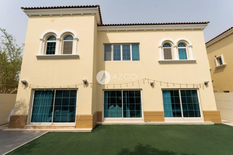 Вилла с 4 спальнями в Jumeirah Park, ОАЭ №101698 24