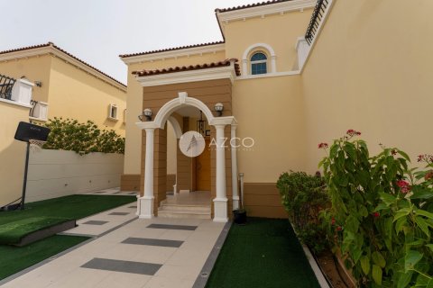 Вилла с 4 спальнями в Jumeirah Park, ОАЭ №101698 27