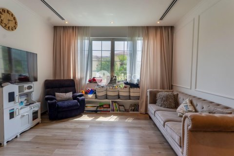 Вилла с 4 спальнями в Jumeirah Park, ОАЭ №101698 10
