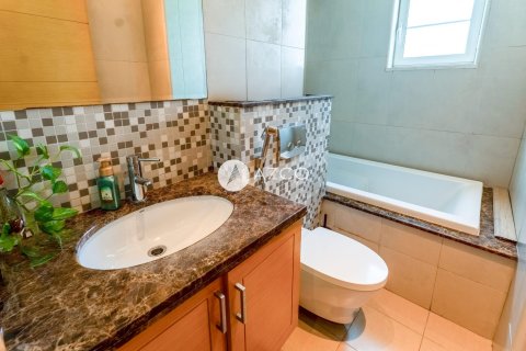 Вилла с 4 спальнями в Jumeirah Park, ОАЭ №101698 36