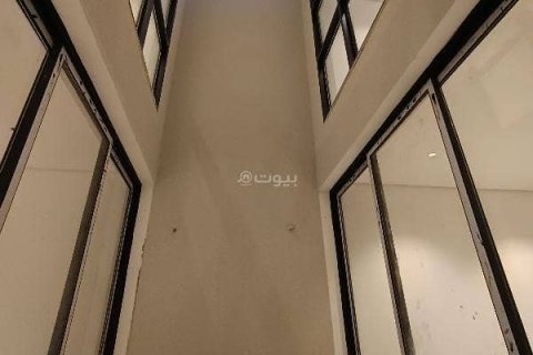Villa de 3 dormitorios en Riyadh, Saudi Arabia No. 60098 6