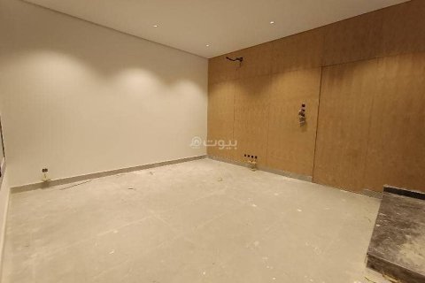 Villa de 3 dormitorios en Riyadh, Saudi Arabia No. 60098 7