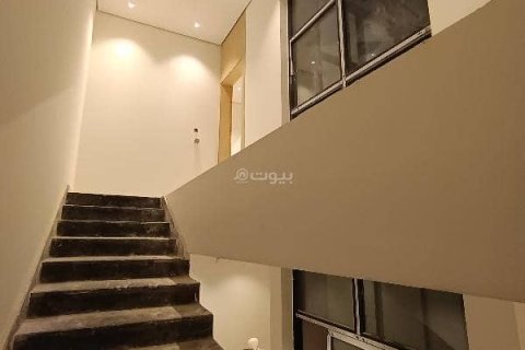 Villa de 3 dormitorios en Riyadh, Saudi Arabia No. 60098 9